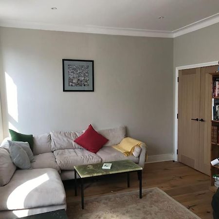 Elegant 3Bed Crouchend In Style With Roof Terrace Apartment ลอนดอน ภายนอก รูปภาพ